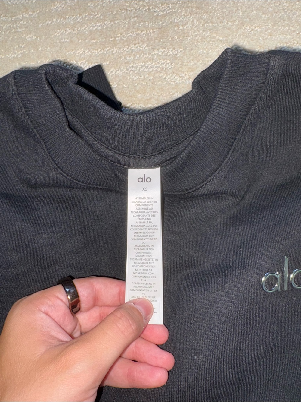 Alo Yoga Accolade Crew Neck Pullover Black XS NWT - Picture 4 of 5